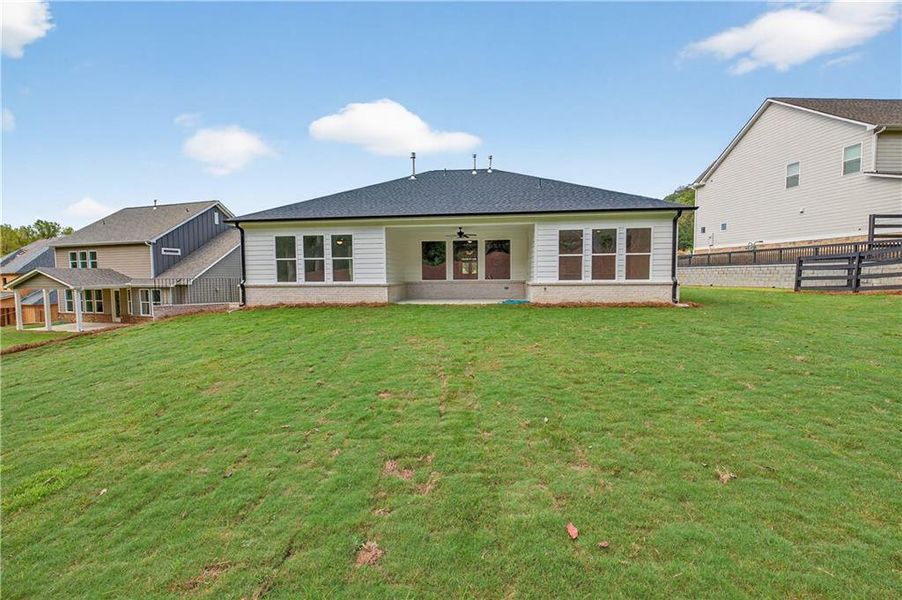 Exterior details and patio area of a home in , Gainesville (Image 25).