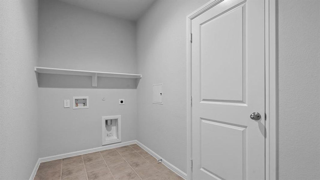 Spacious, unfurnished interior of a new home in Springhill South, Boyd (Image 15). Spacious, unfurnished interior of a new home in Springhill South, Boyd (Image 15).