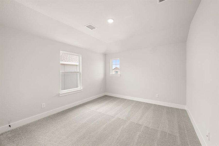 1724 Nesting Robin- Bedroom-7142
