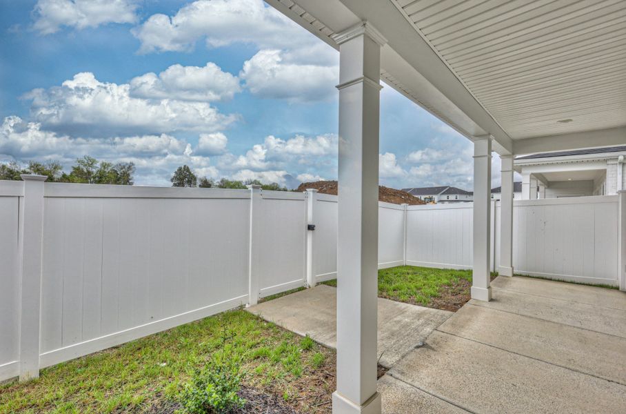 Exterior details and patio area of a home in Jackson Towne, Murfreesboro (Image 16).