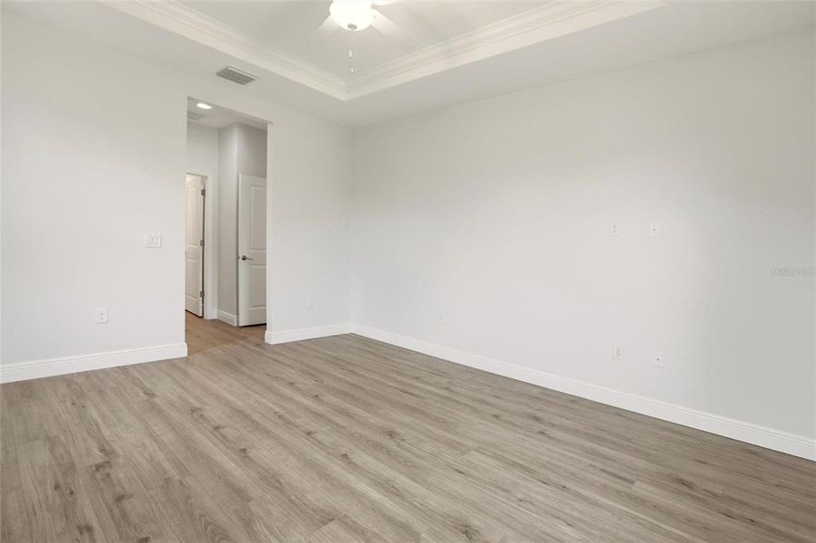 Spacious, unfurnished interior of a new home in , North Port (Image 33).