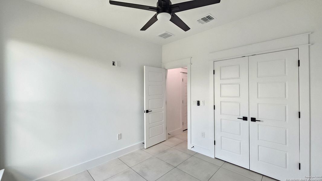 Spacious, unfurnished interior of a new home in , Atascosa (Image 32). Spacious, unfurnished interior of a new home in , Atascosa (Image 32).