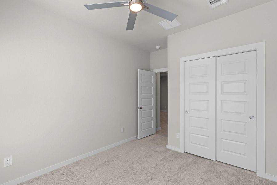 Spacious, unfurnished interior of a new home in Briarwood Crossing, Rosenberg (Image 27). Spacious, unfurnished interior of a new home in Briarwood Crossing, Rosenberg (Image 27).