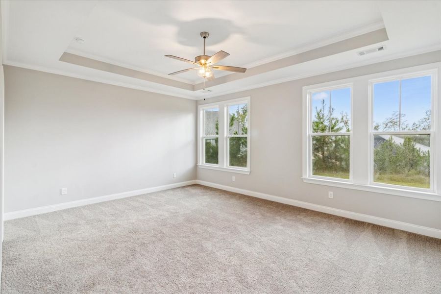Spacious, unfurnished interior of a new home in Sinclair at Crawford Creek, Grovetown (Image 30).