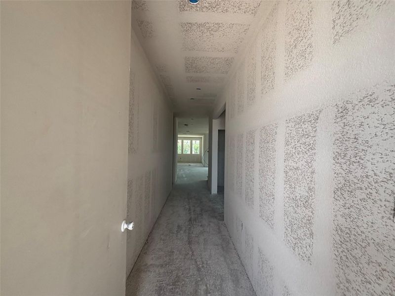 Spacious, unfurnished interior of a new home in Covered Bridge, Hutto (Image 9). Spacious, unfurnished interior of a new home in Covered Bridge, Hutto (Image 9).