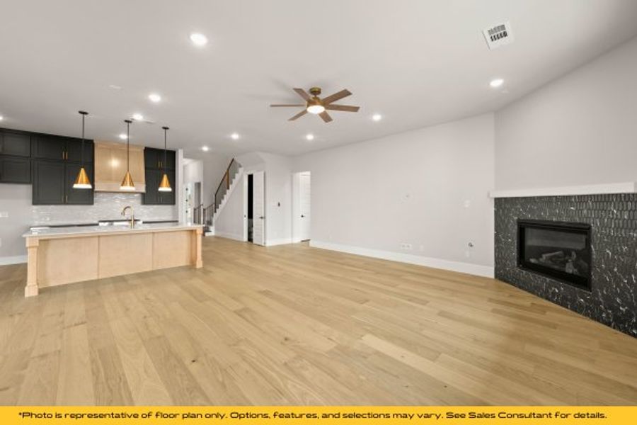 Representative unfurnished interior of a home built from the Aspen by Stonefield Homes in Heath Golf and Yacht Club, Rockwall (Image 26).