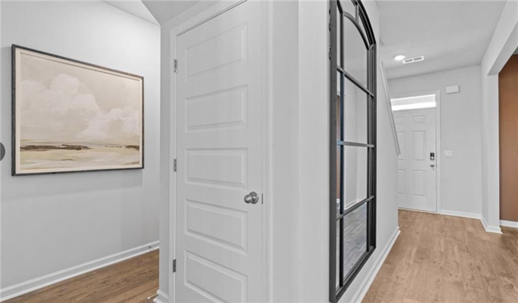 Spacious, unfurnished interior of a new home in Twin Lakes, Hoschton (Image 18). Spacious, unfurnished interior of a new home in Twin Lakes, Hoschton (Image 18).