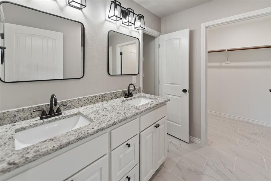 Dual sinks