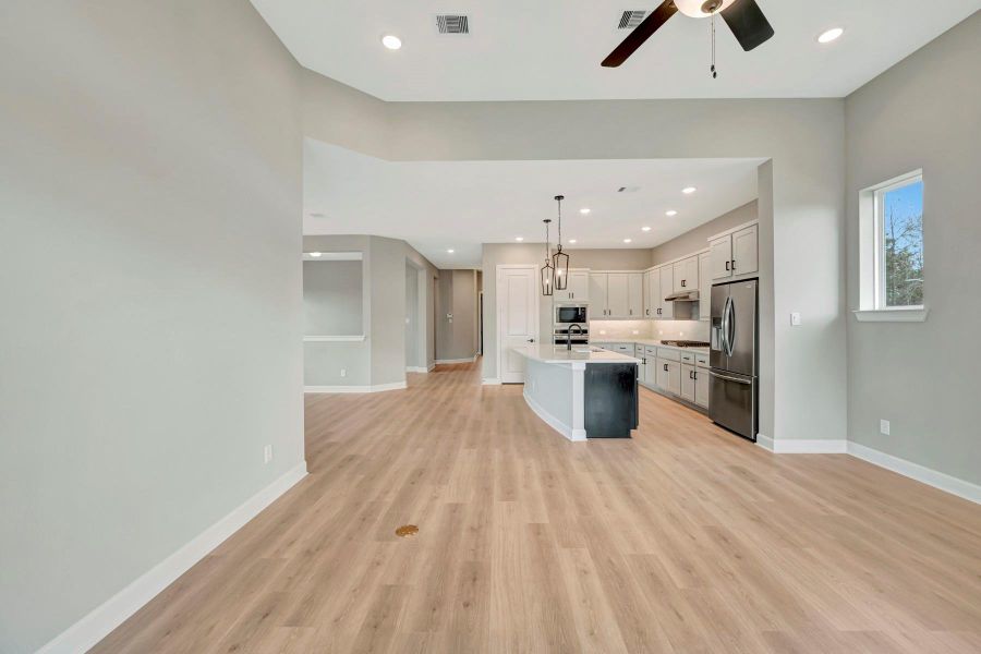 Spacious, unfurnished interior of a new home in COLTON 45' Homesites, Todd Mission (Image 32).