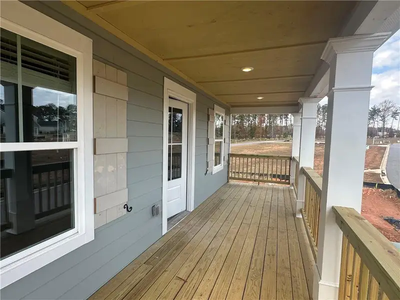 Exterior details and patio area of a home in , Athens (Image 3).