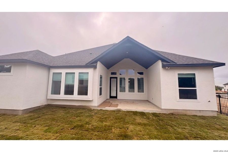 Exterior details and patio area of a home in Esperanza, Boerne (Image 3).