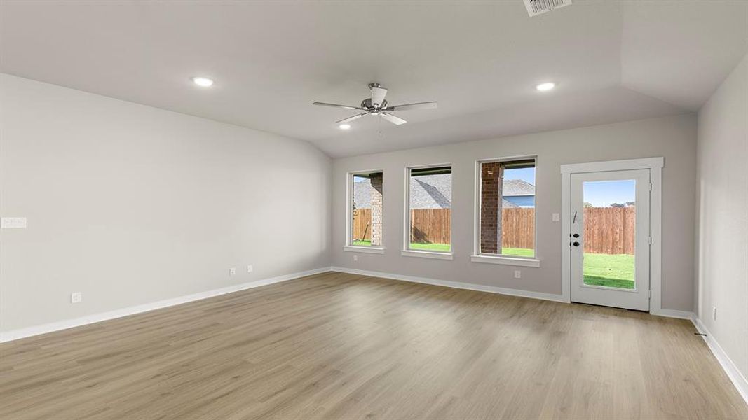 15. 1203 Cider Mill - Family (2)