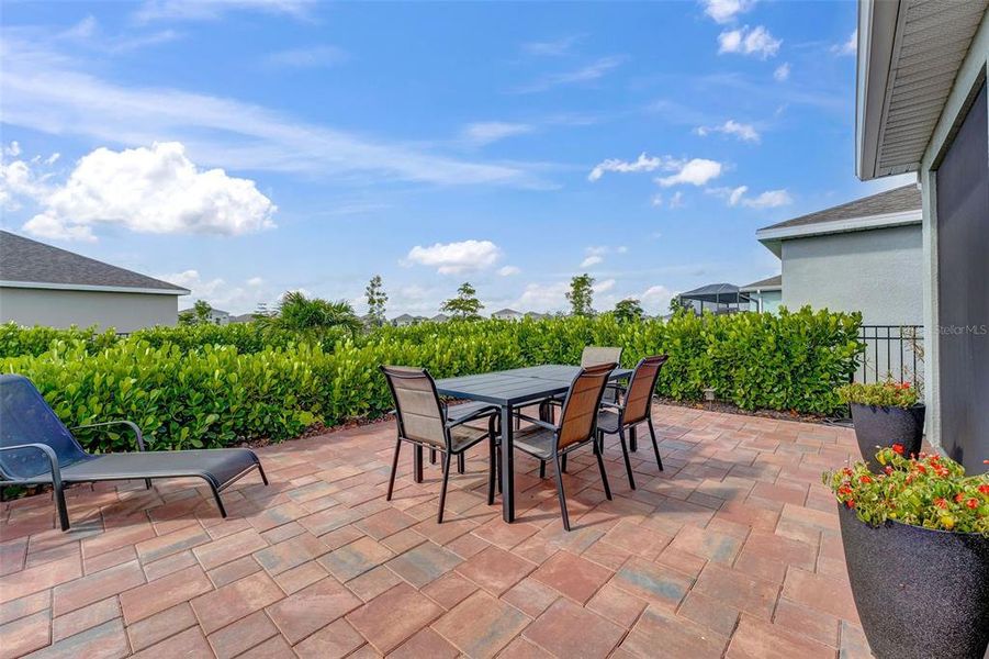 Exterior details and patio area of a home in , North Fort Myers (Image 4).