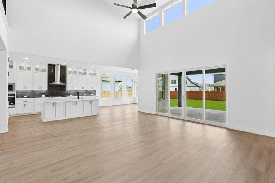 Spacious, unfurnished interior of a new home in Santa Rita Ranch, Liberty Hill (Image 16).