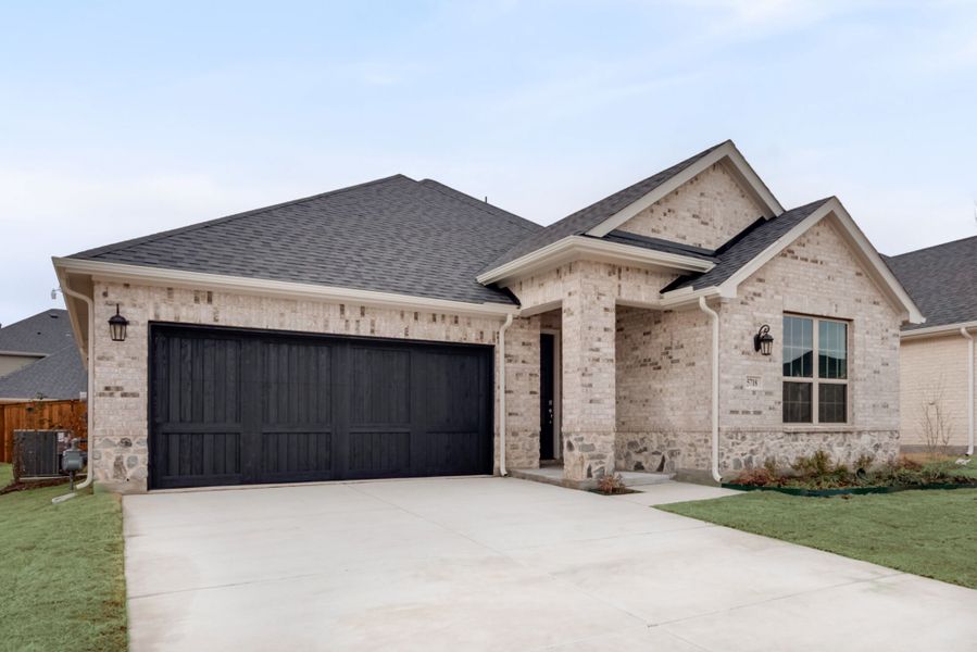 Front Elevation Front Elevation