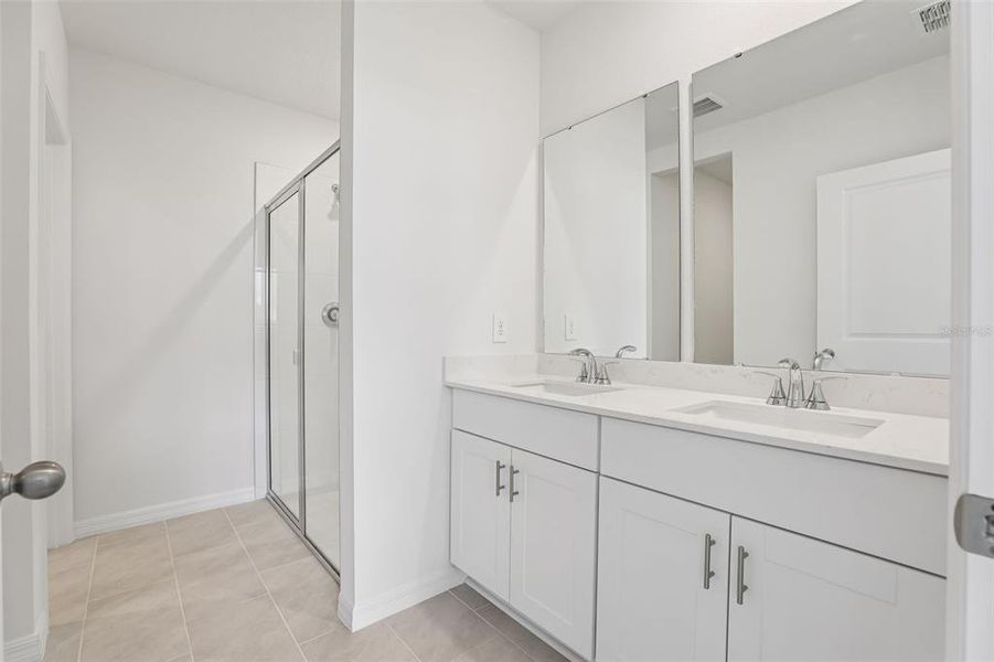 Furnished interior view inside a new home in Hamilton Bluff - Classic Series, Lake Hamilton (Image 7).