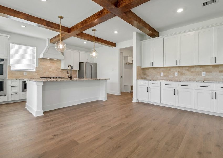 Incredible fully loaded kitchen. Incredible fully loaded kitchen.
