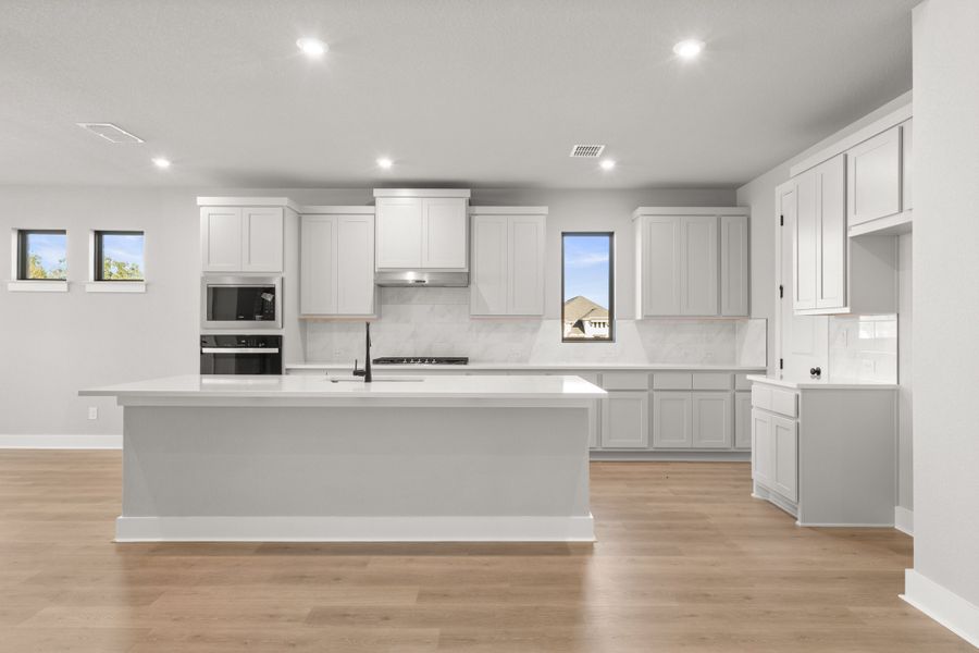 4br New Home in Liberty Hill, TX.  - Slide 18