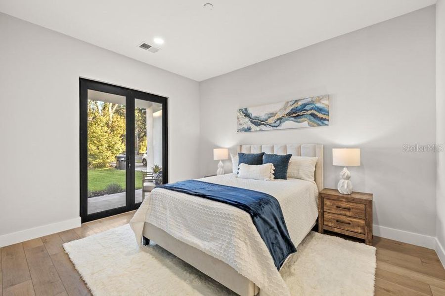 Furnished interior view inside a new home in , Orlando (Image 40).