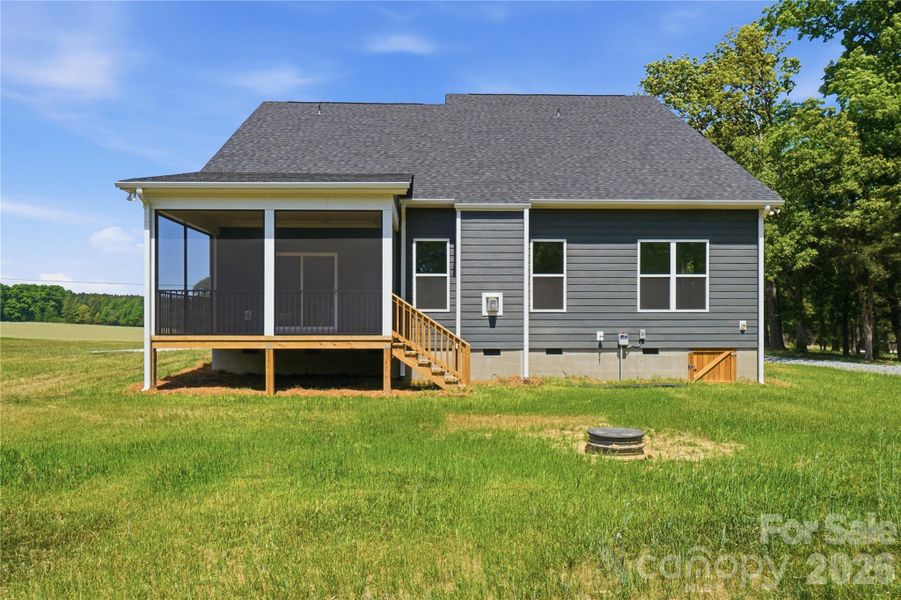 Exterior details and patio area of a home in Lancaster Hwy, Waxhaw (Image 32).