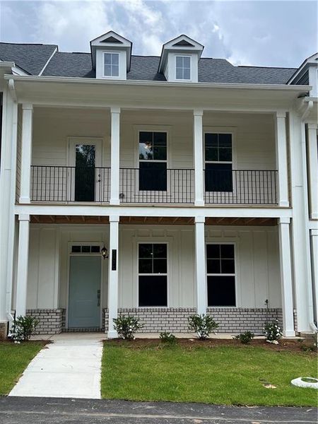 Front exterior of a new home in , Gainesville, GA, highlighting curb appeal (Image 28). Front exterior of a new home in , Gainesville, GA, highlighting curb appeal (Image 28).
