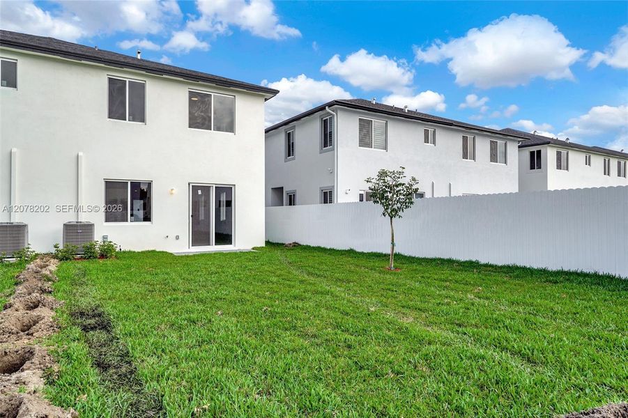 Exterior details and patio area of a home in Chloe's Estates, Miami (Image 29).