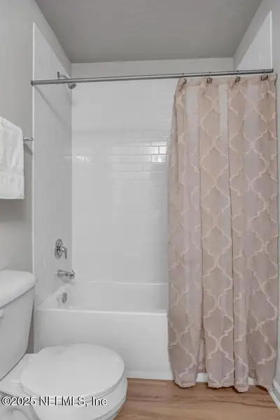 Image 19 of a home in .