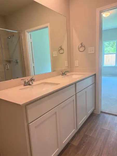 Furnished interior view inside a new home in Sorella, Tomball (Image 10).