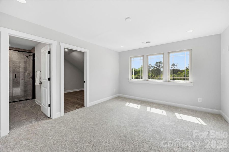 Spacious, unfurnished interior of a new home in , Lancaster (Image 20).