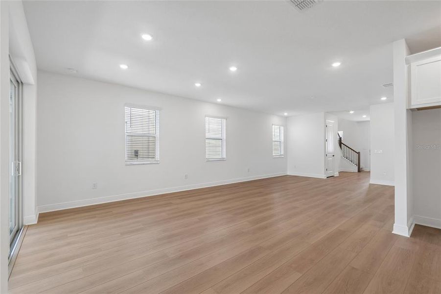Spacious, unfurnished interior of a new home in SeaFlower, Bradenton (Image 20).