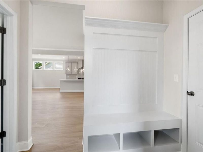 Spacious, unfurnished interior of a new home in Wehunt Meadows, Hoschton (Image 25).