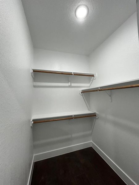 Spacious, unfurnished interior of a new home in , Conroe (Image 7).