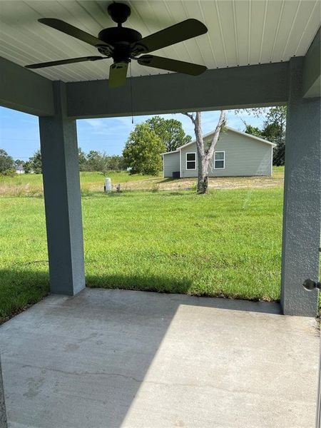 Exterior details and patio area of a home in , Dunnellon (Image 2). Exterior details and patio area of a home in , Dunnellon (Image 2).