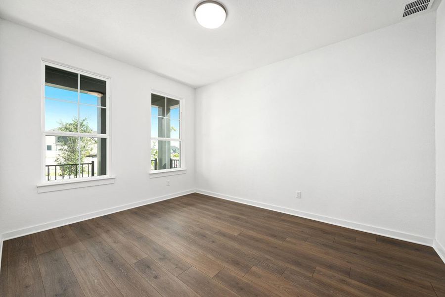 Spacious, unfurnished interior of a new home in Lariat, Liberty Hill (Image 18).