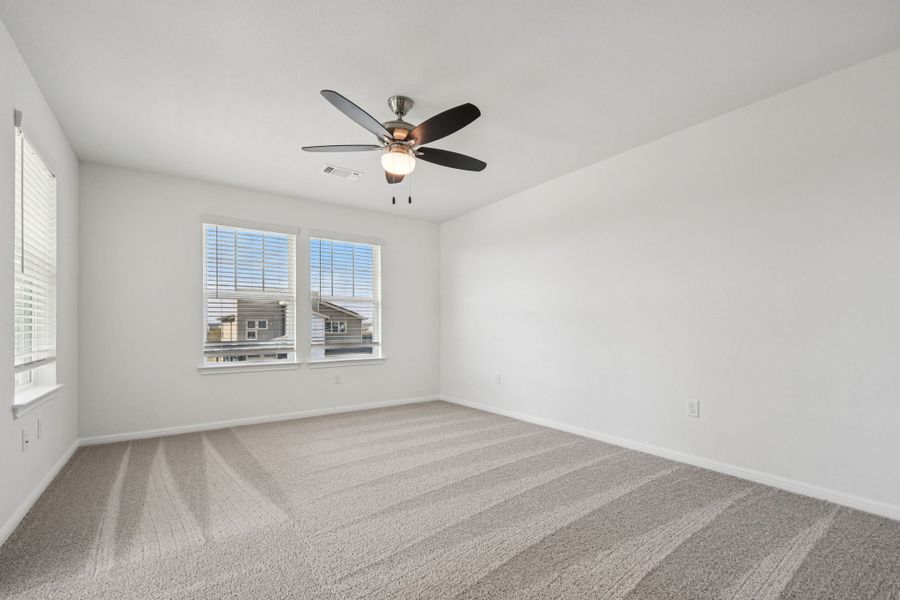 Representative unfurnished interior of a home built from the Andrews by Pacesetter Homes in Blanco Vista, San Marcos (Image 17).