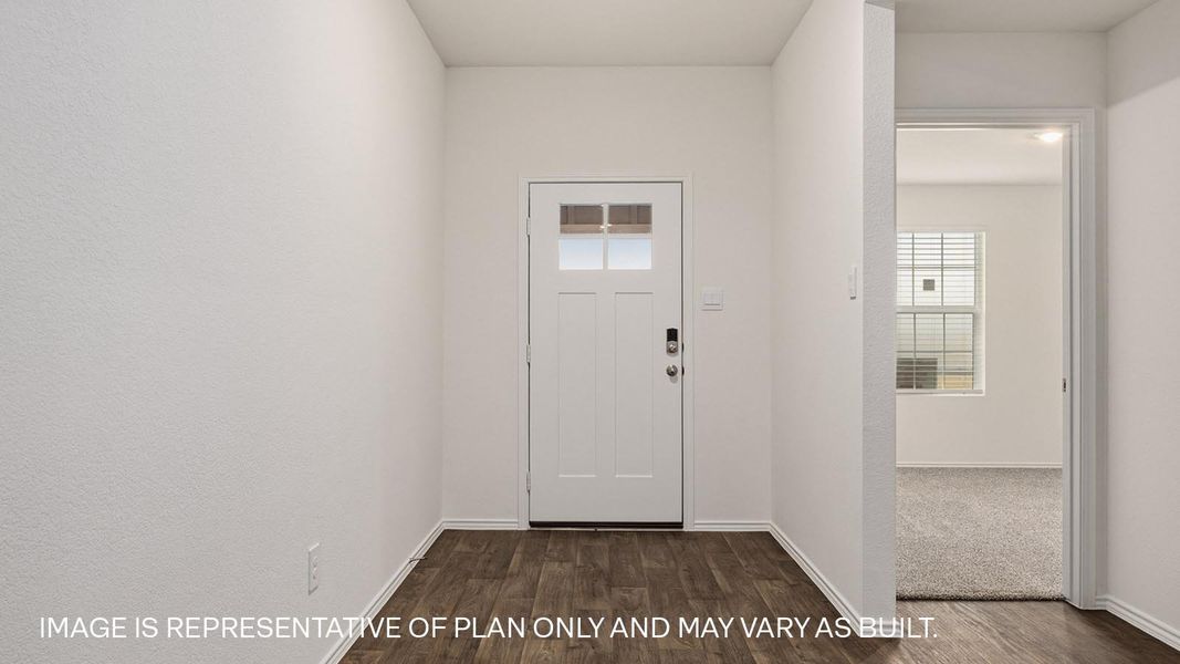 Representative unfurnished interior of a home built from the The Fairfield by D.R. Horton in Watermill, Uhland (Image 11).