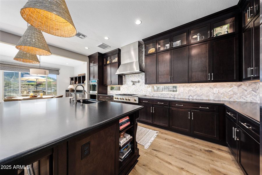 Chef's Kitchen Chef's Kitchen