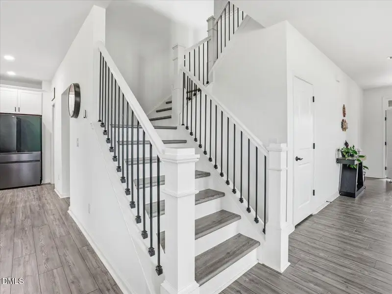 35-Staircase