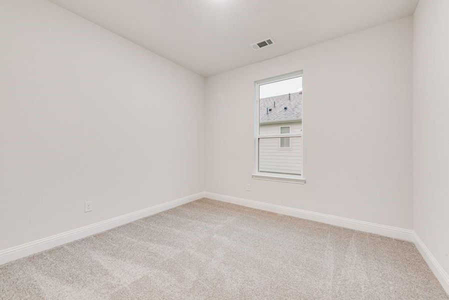 Spacious, unfurnished interior of a new home in Creekside of Crowley, Crowley (Image 17).
