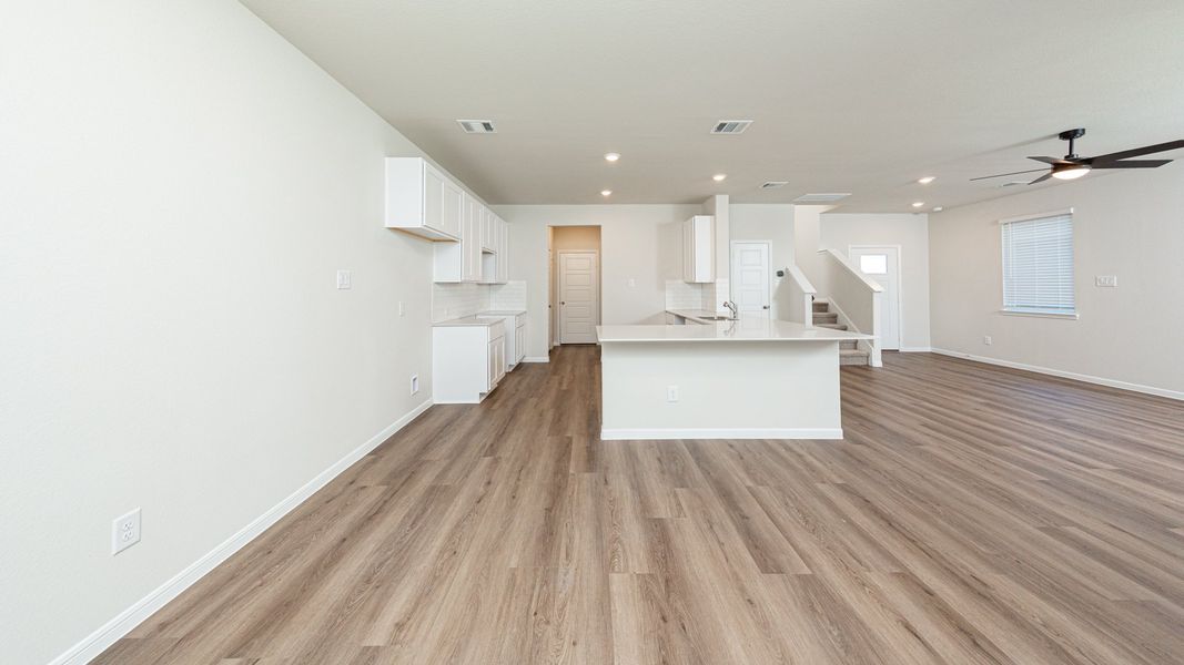 Dining Area to Kitchen
