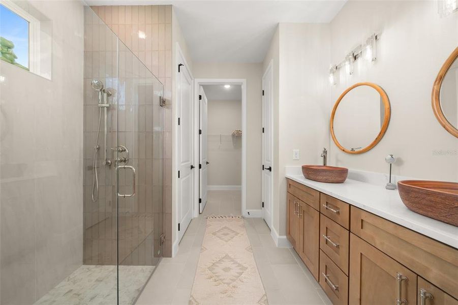 Furnished interior view inside a new home in , Sebring (Image 42).