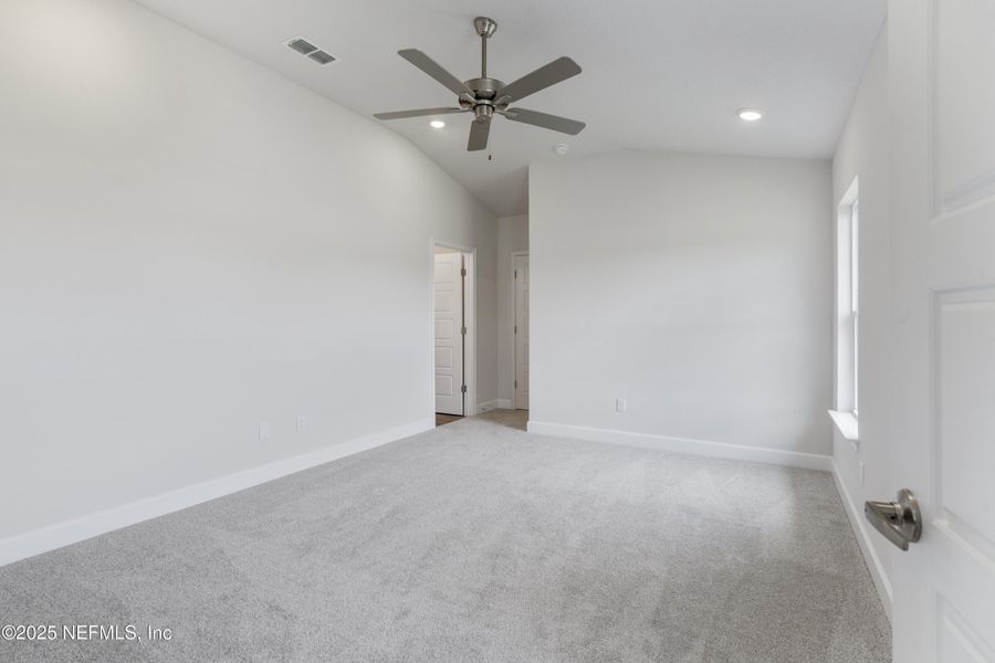 Spacious, unfurnished interior of a new home in Shadow Crest at Rolling Hills, Green Cove Springs (Image 12). Spacious, unfurnished interior of a new home in Shadow Crest at Rolling Hills, Green Cove Springs (Image 12).