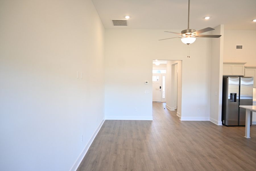 Spacious, unfurnished interior of a new home in Rookers Bend, Smyrna (Image 21).