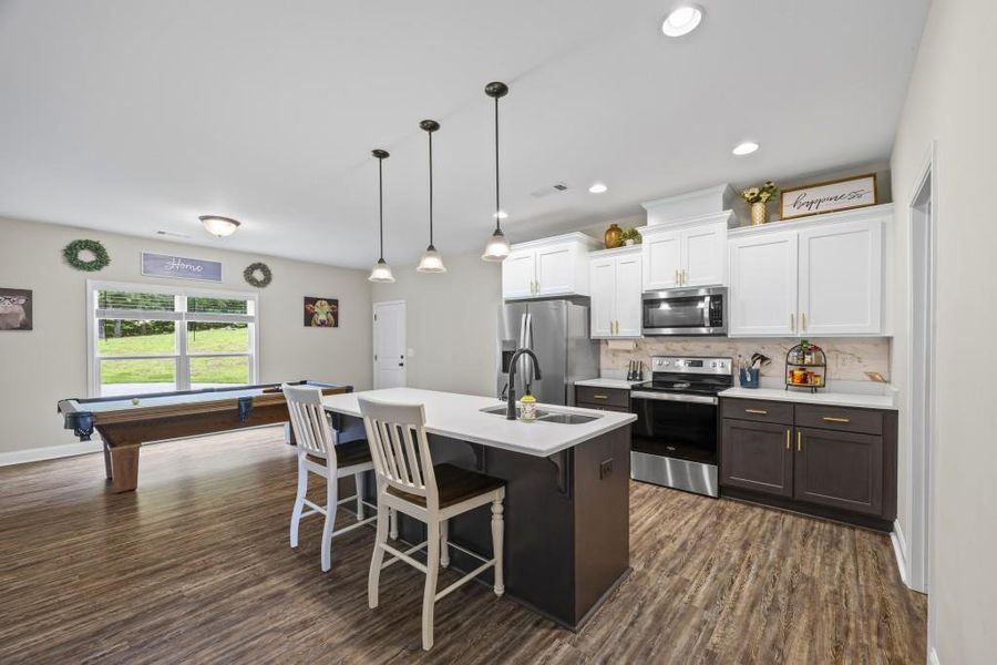 Furnished interior view inside a new home in , Dawsonville (Image 28). Furnished interior view inside a new home in , Dawsonville (Image 28).