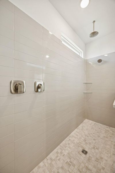 Close-up of interior finishes inside a home in Montgomery Bend, Montgomery (Image 17).