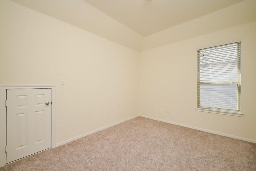 Spacious, unfurnished interior of a new home in StoneCreek Estates, Richmond (Image 25).