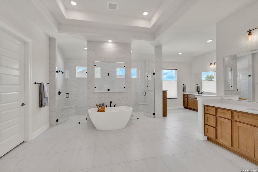 Furnished interior view inside a new home in Waldsanger, New Braunfels (Image 10).