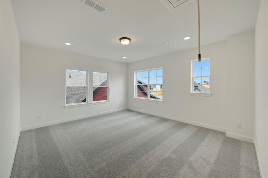 Spacious, unfurnished interior of a new home in Pomona 45' Homesites, Manvel (Image 30).