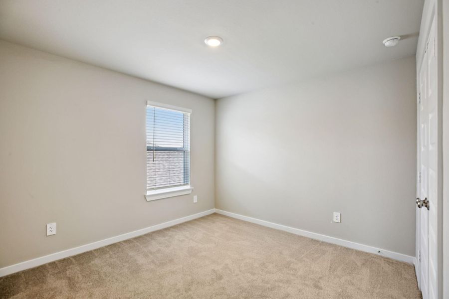 Photo is not of the actual home but is an inspirational photo of builder's model home and may depict options, furnishings, and/or decorator features that are not included. Photo is not of the actual home but is an inspirational photo of builder's model home and may depict options, furnishings, and/or decorator features that are not included.