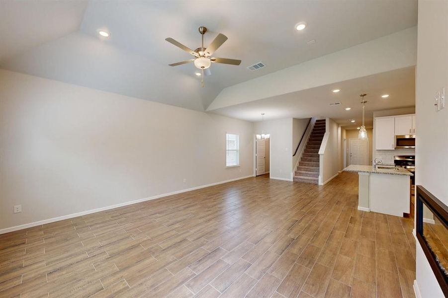 Spacious, unfurnished interior of a new home in Forest Park, Princeton (Image 35). Spacious, unfurnished interior of a new home in Forest Park, Princeton (Image 35).